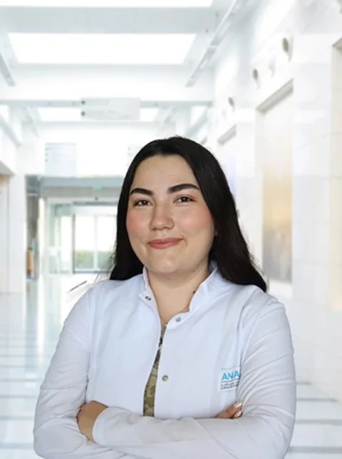 Ела Нур Чапраз