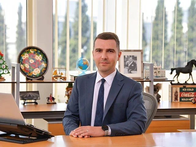 Timur Atsüren